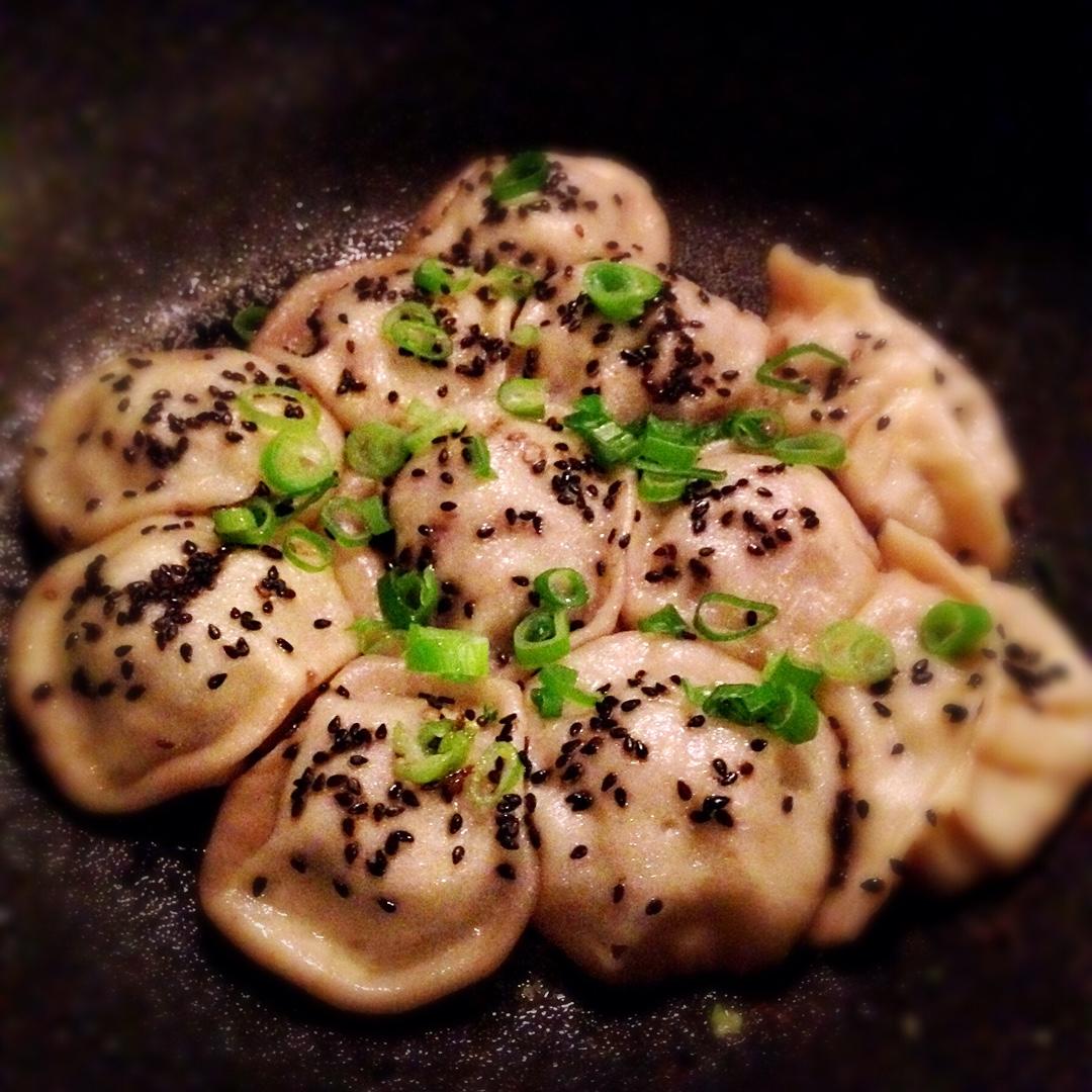 咸蛋黄鲜肉生煎包