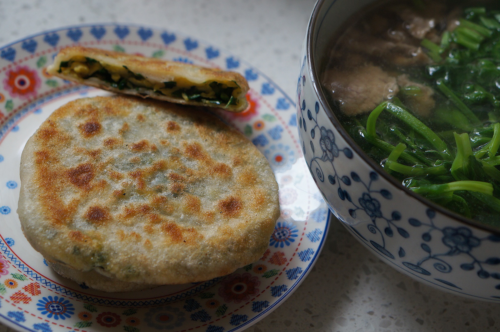 韭菜鸡蛋馅饼