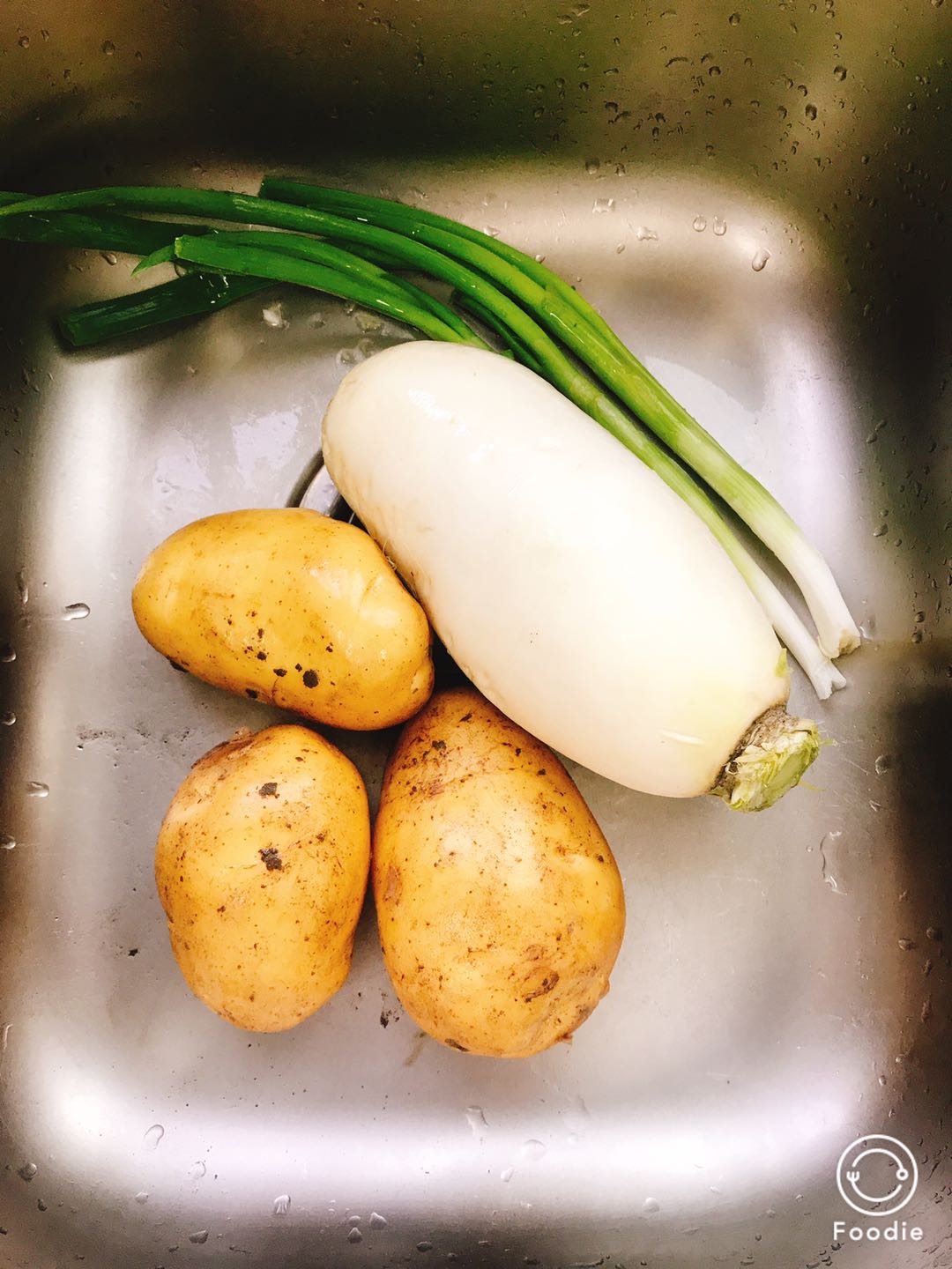 川味红烧牛腩（土豆和萝卜混搭）的做法 步骤3