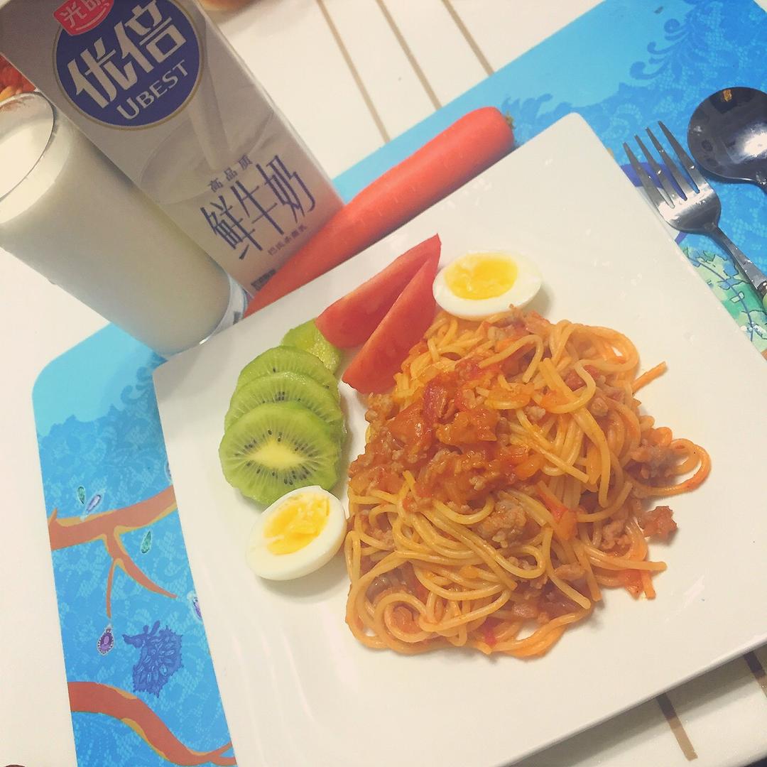 （完胜必胜客的）番茄肉酱意大利面～