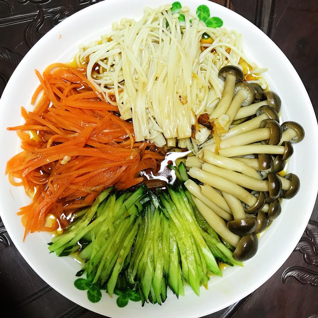 凉拌金针菇
