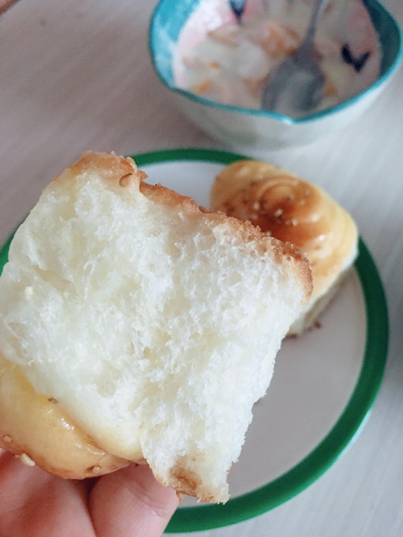 脆底蜂蜜小面包