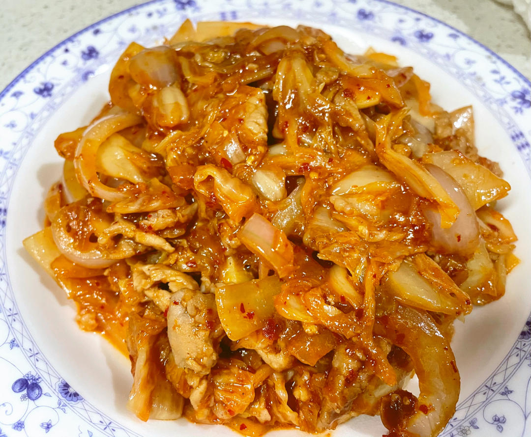 五花肉泡菜拌饭