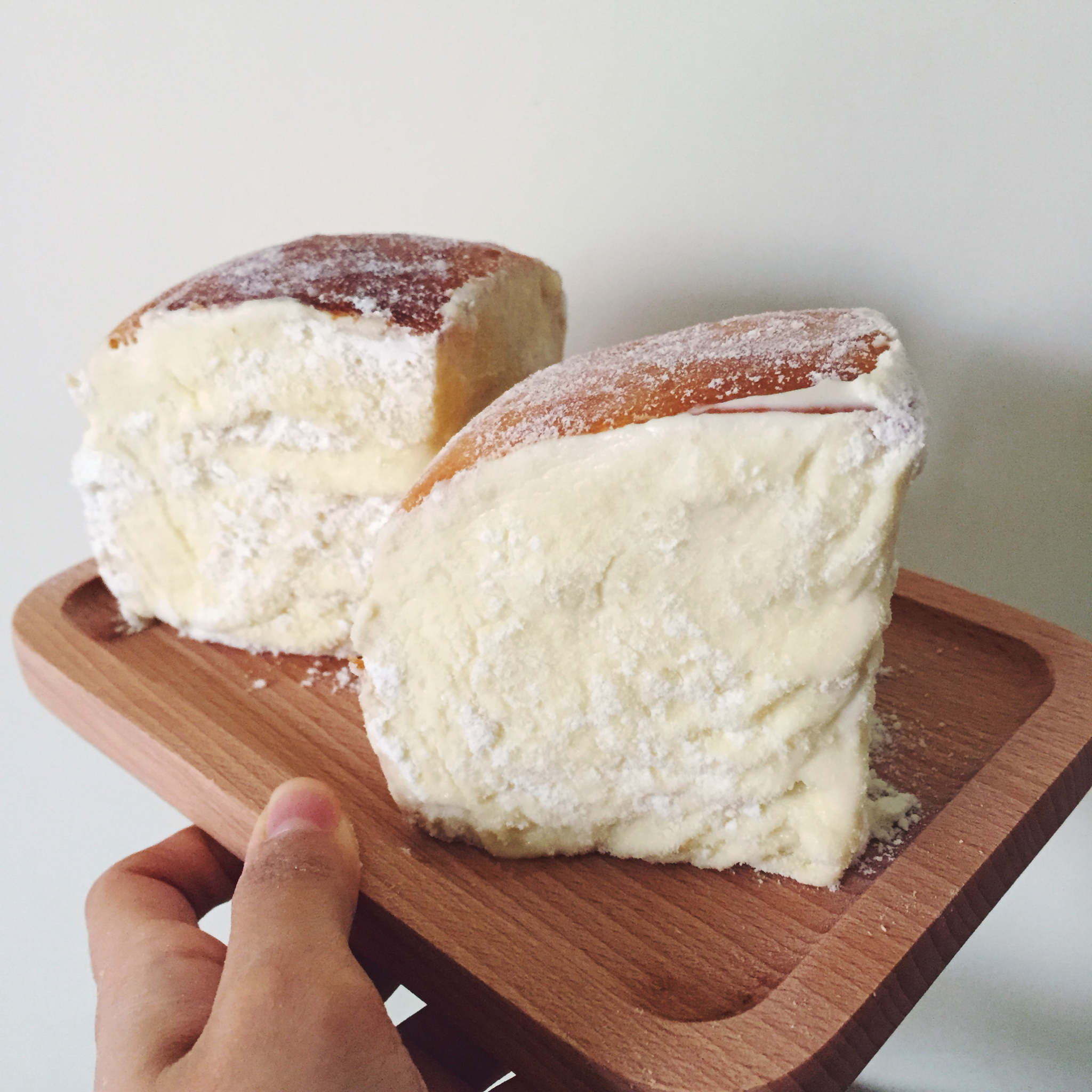 芷晴子做的超火爆的奶酪面包--海氏烤箱定制