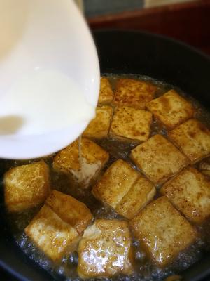 鲍鱼汁豆腐的做法 步骤2