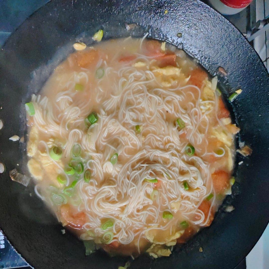 汤都要喝光的西红柿鸡蛋面