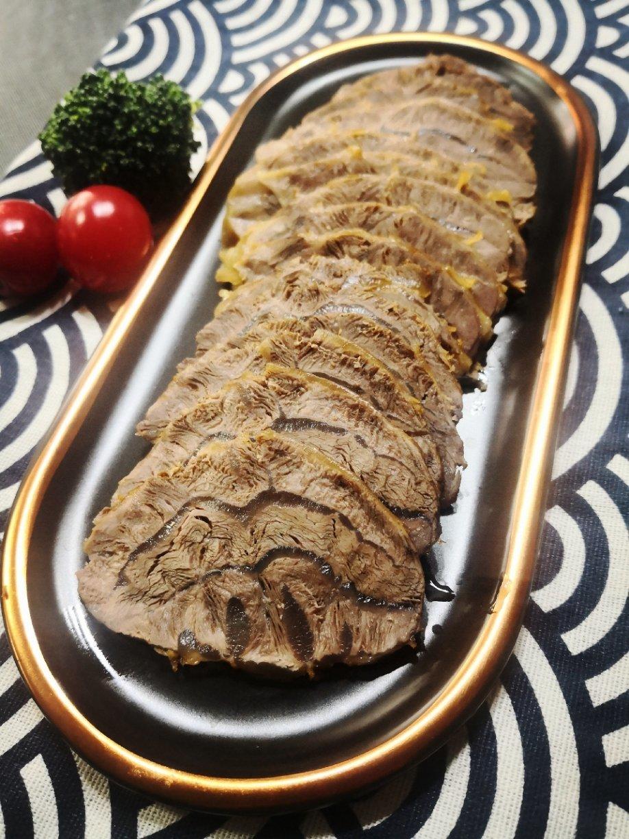 卤牛肉