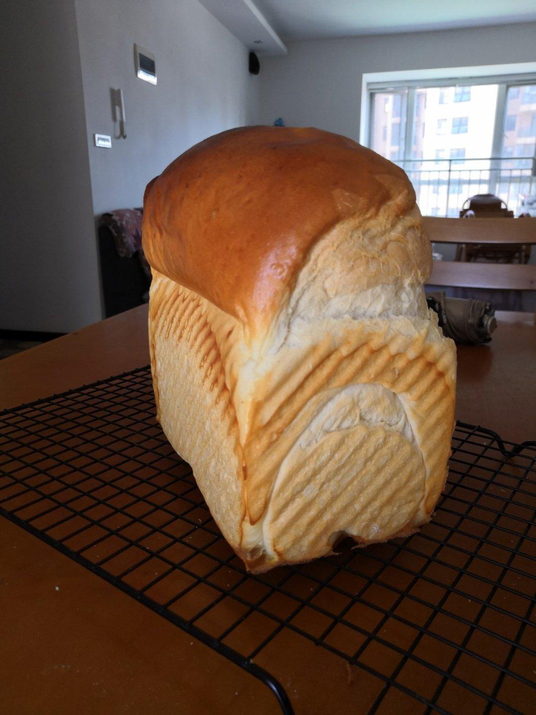 绵软细腻Q弹的酸奶吐司