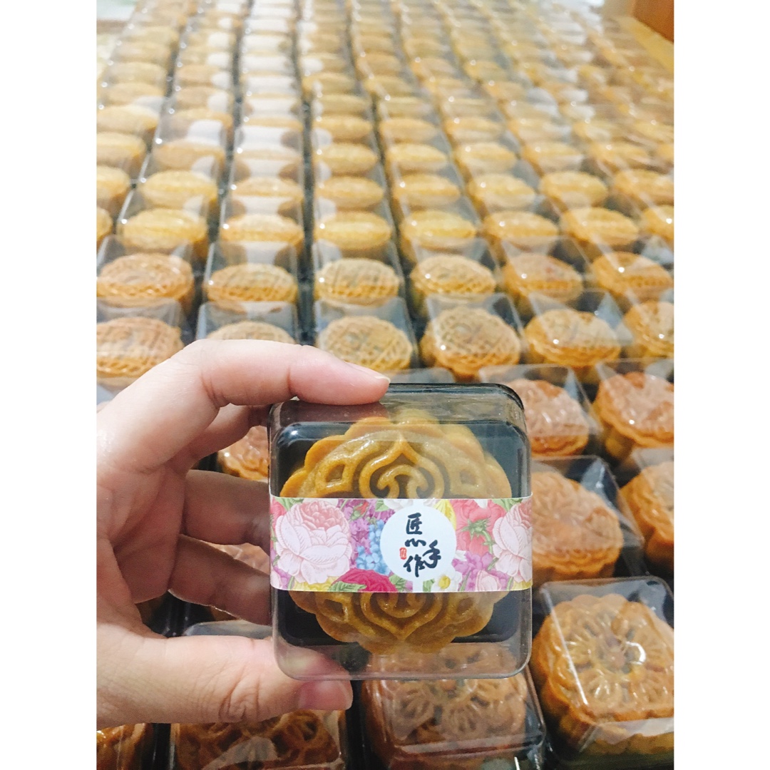 广式月饼——蛋黄莲蓉月饼