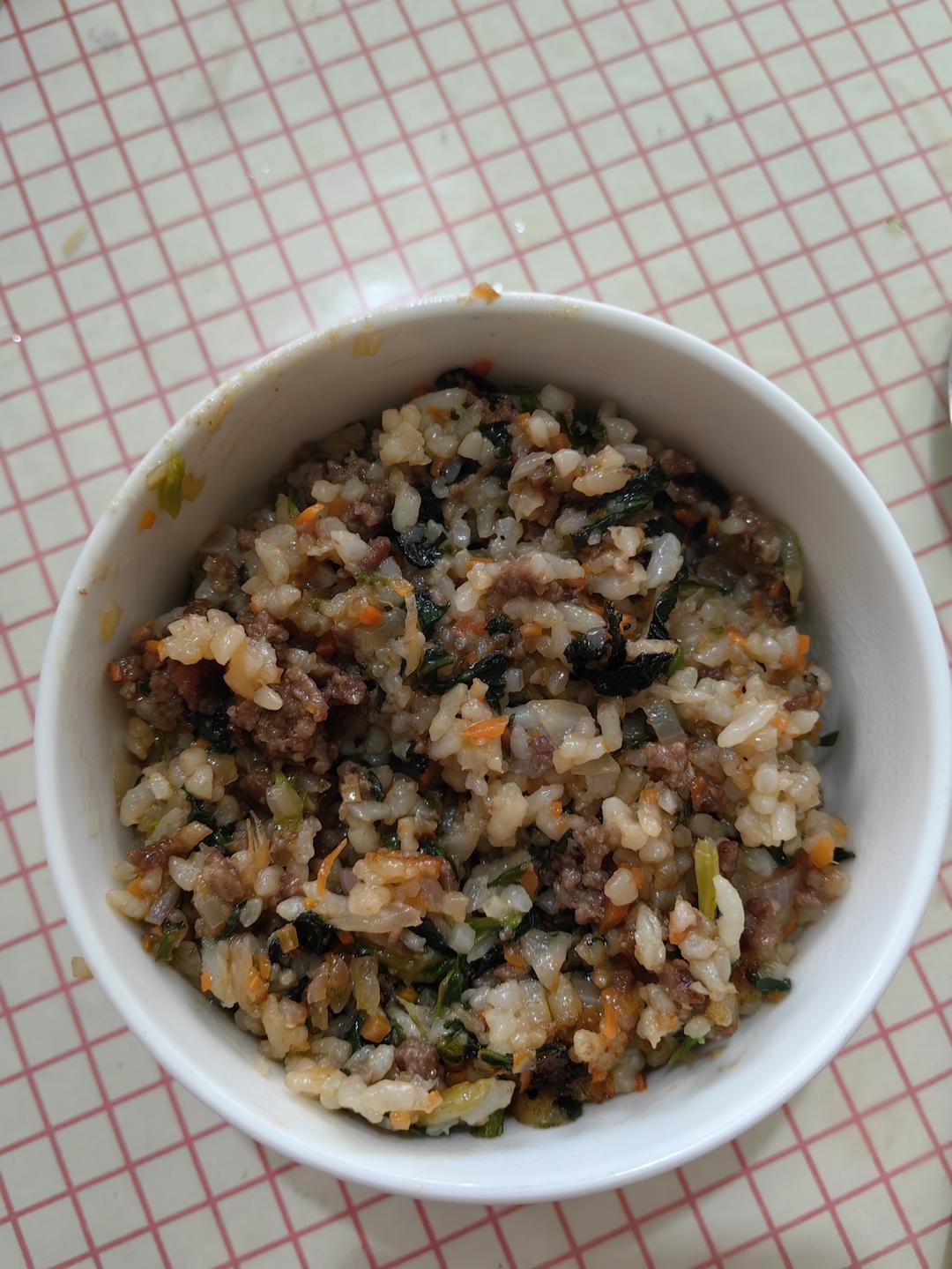 宝宝牛肉炒饭，好香！宝宝爱吃