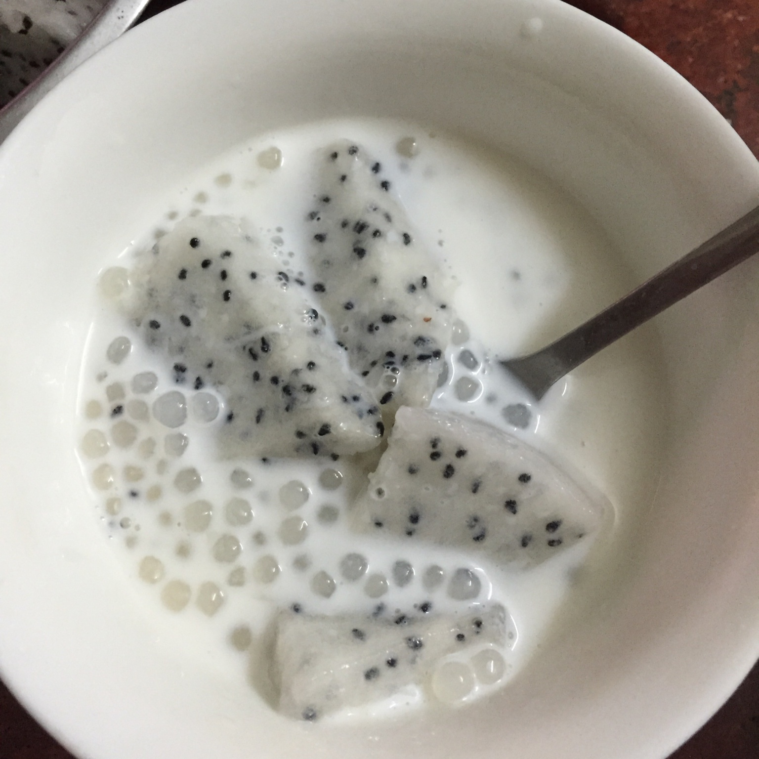 火龙果椰汁西米露