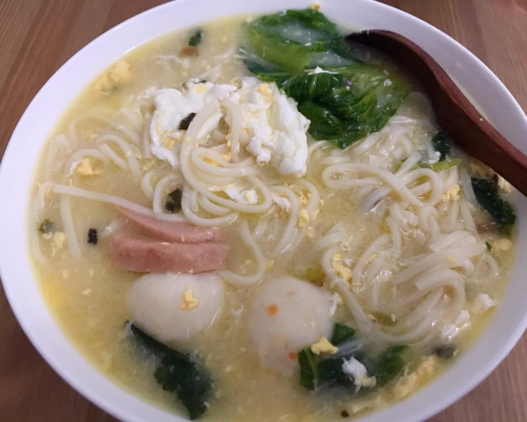 一碗热汤面🍜