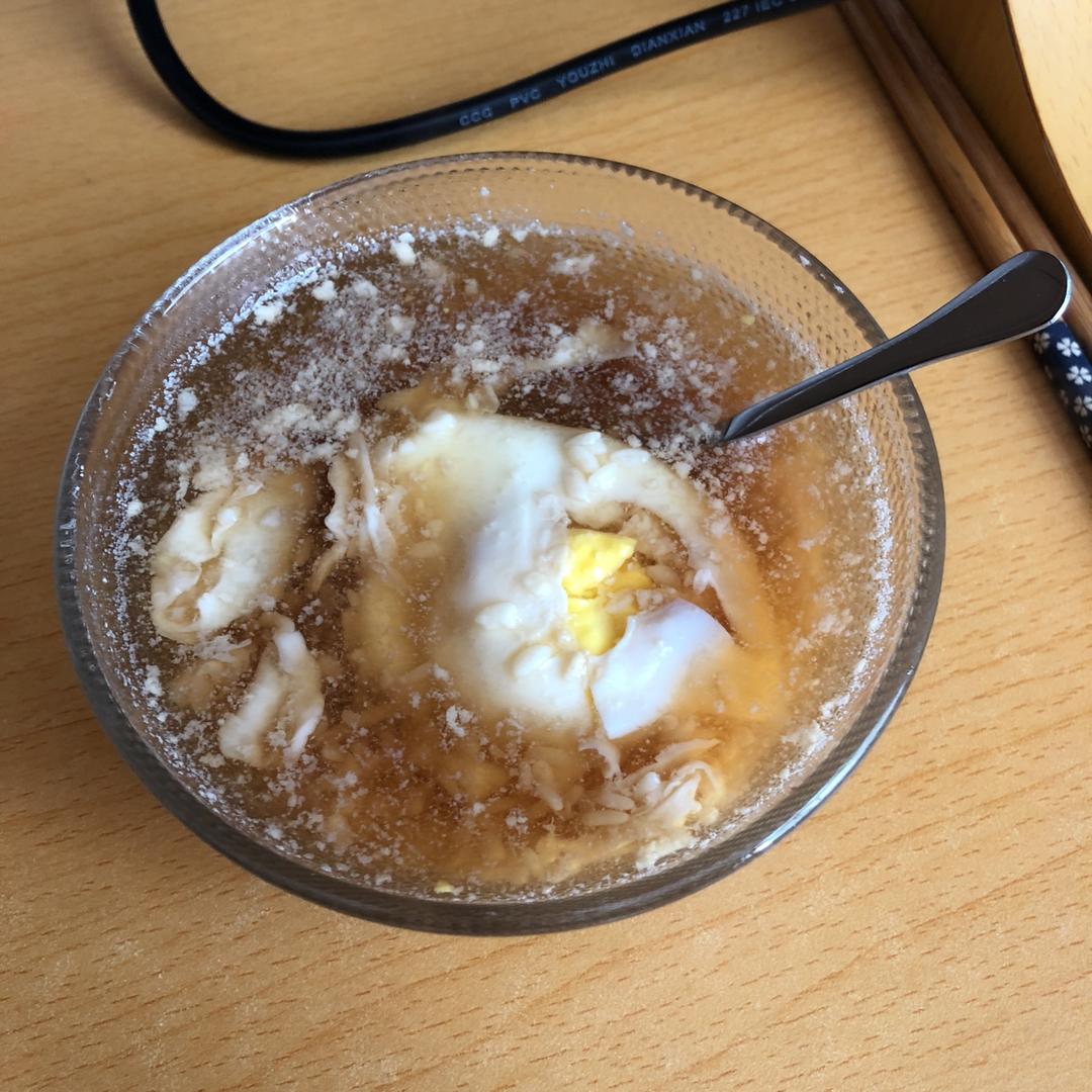 枸杞酒酿水抱蛋