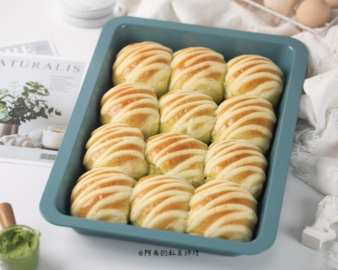 开心果雪芙小餐包！松软拉丝！淡淡开心果果味~