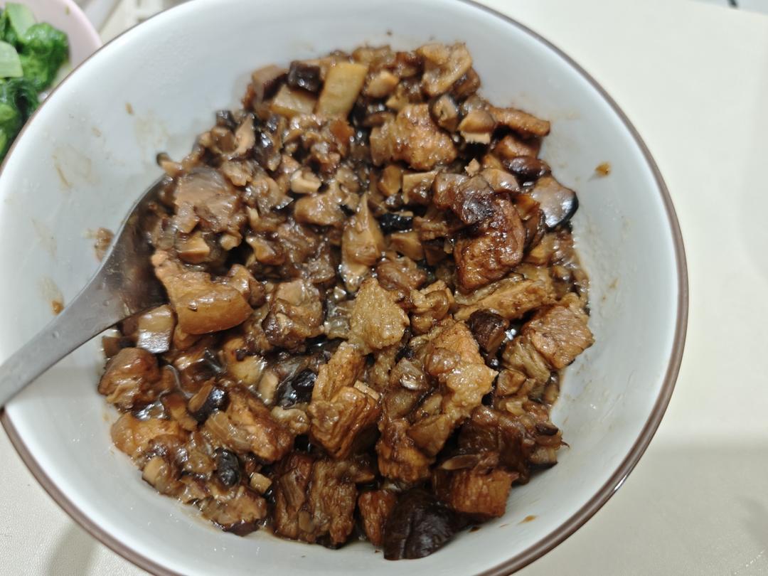 好吃到停不下来的卤肉饭