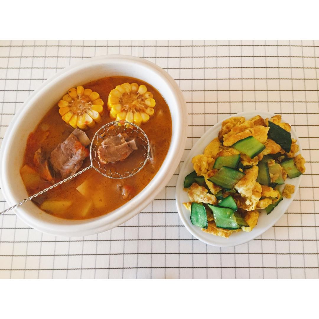 番茄土豆玉米排骨汤