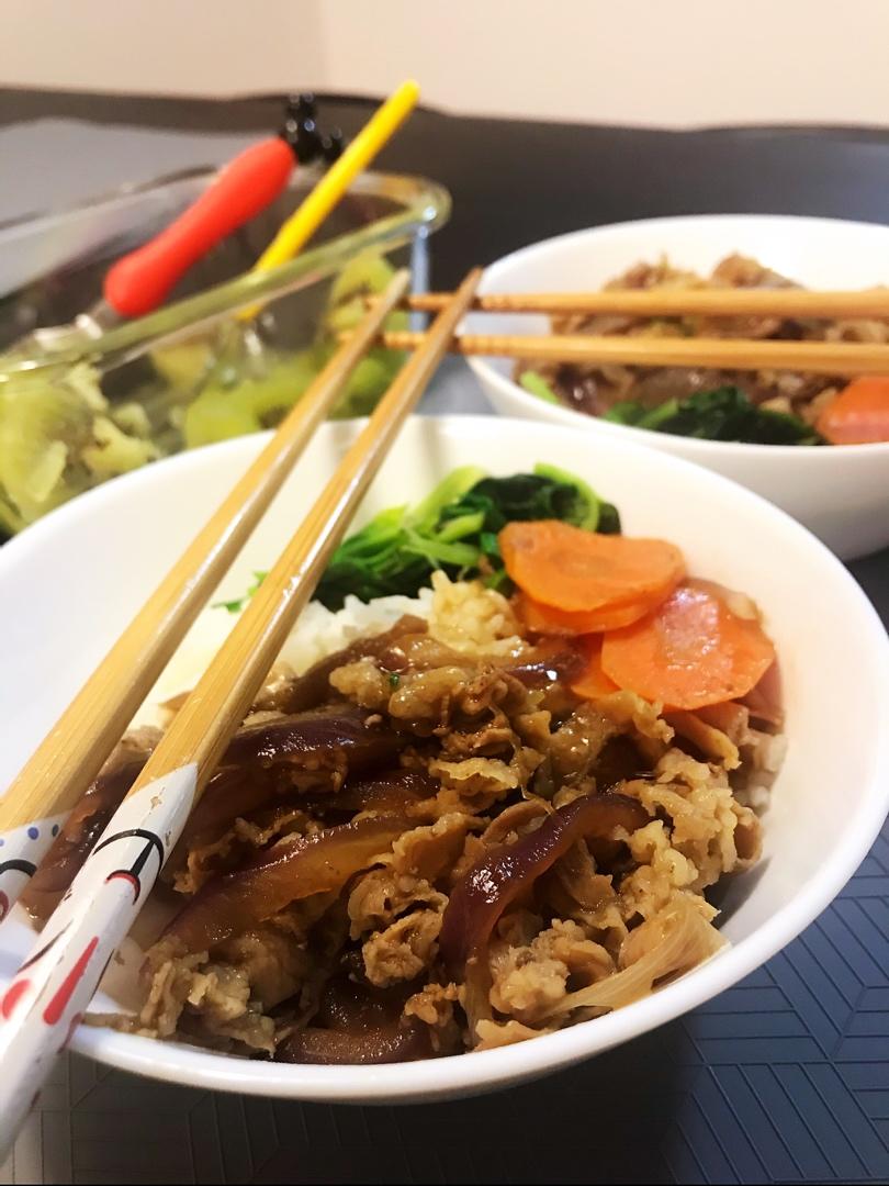 肥牛饭