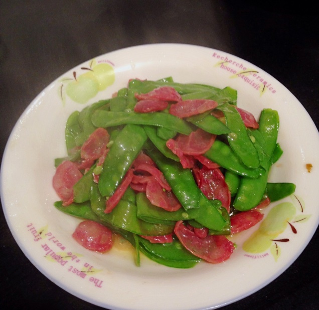 腊肠炒荷兰豆