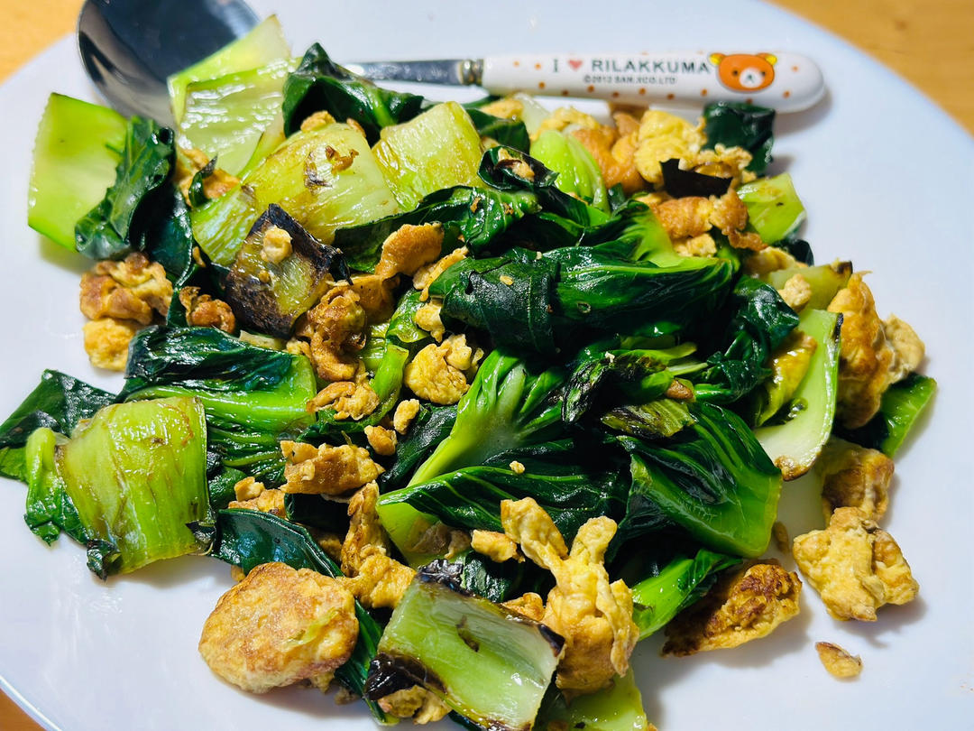 这么操作，油菜炒鸡蛋超好吃