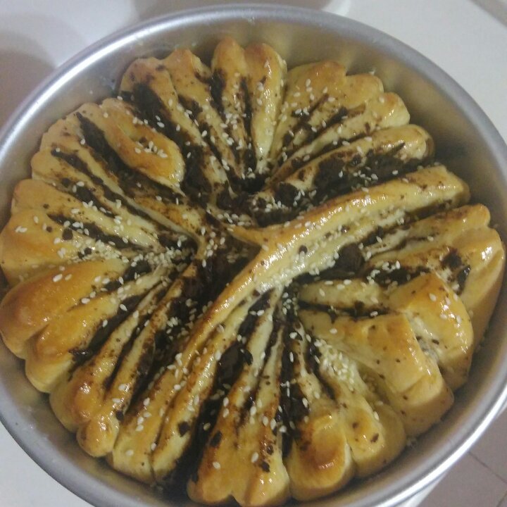 豆沙花式面包