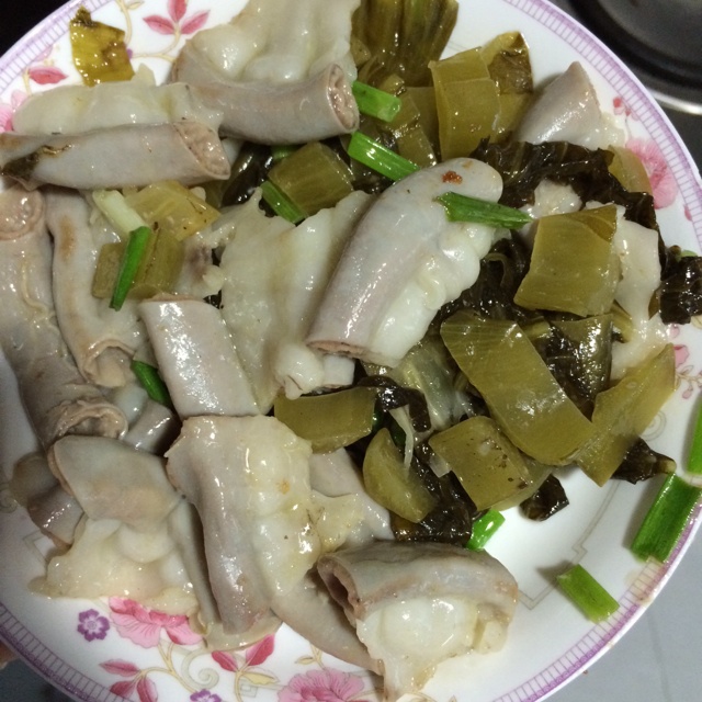 猪肠炒酸菜