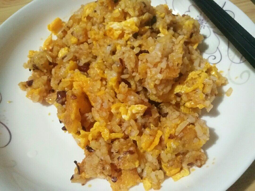 老干妈蛋炒饭