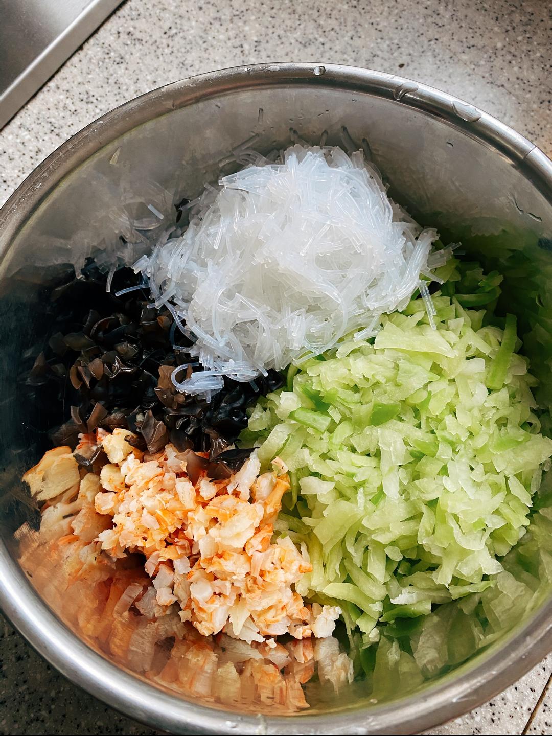 萝卜丝大蒸饺