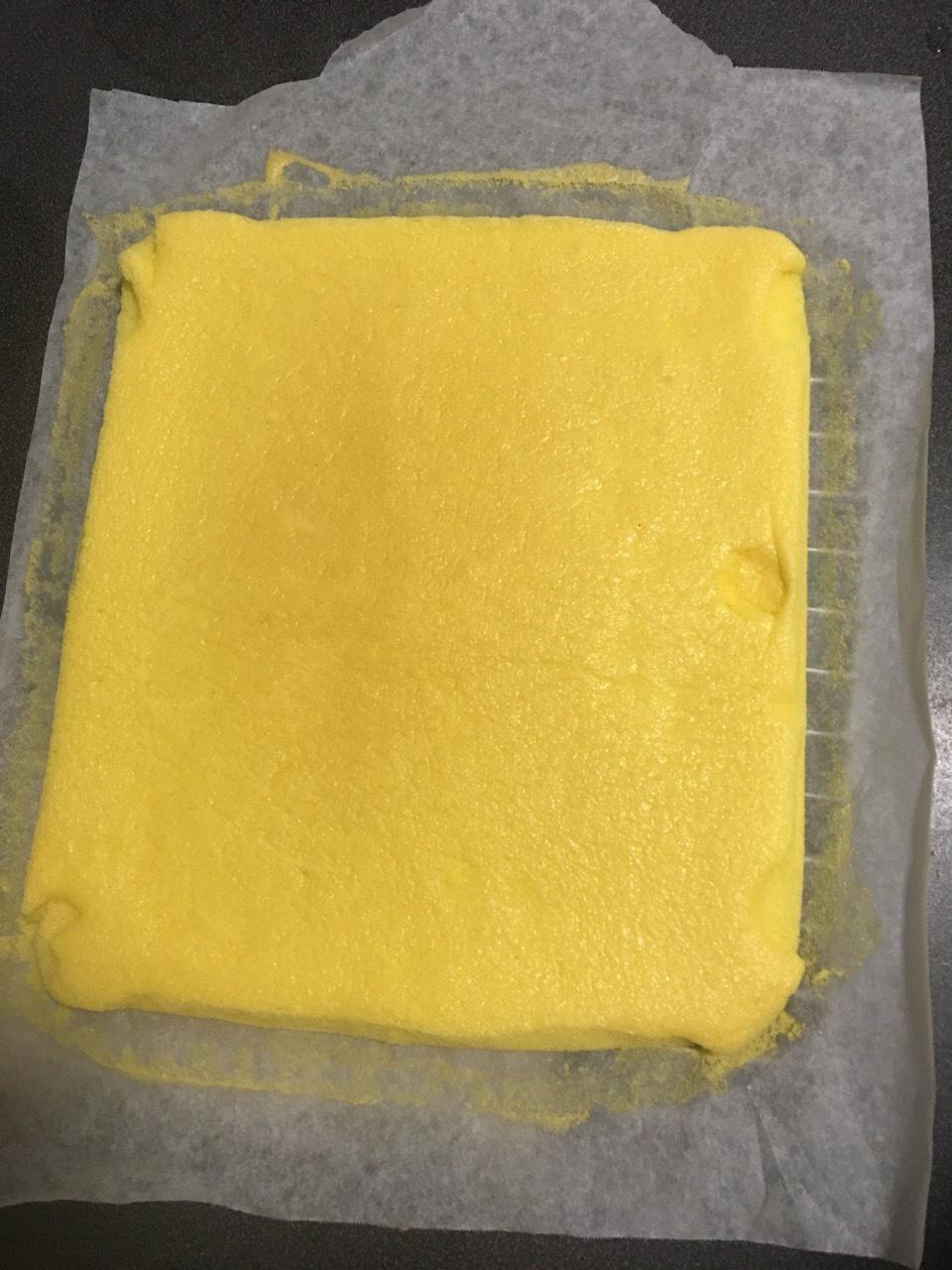 无油豆沙蛋糕卷（洛洛妈的方子）的做法 步骤5