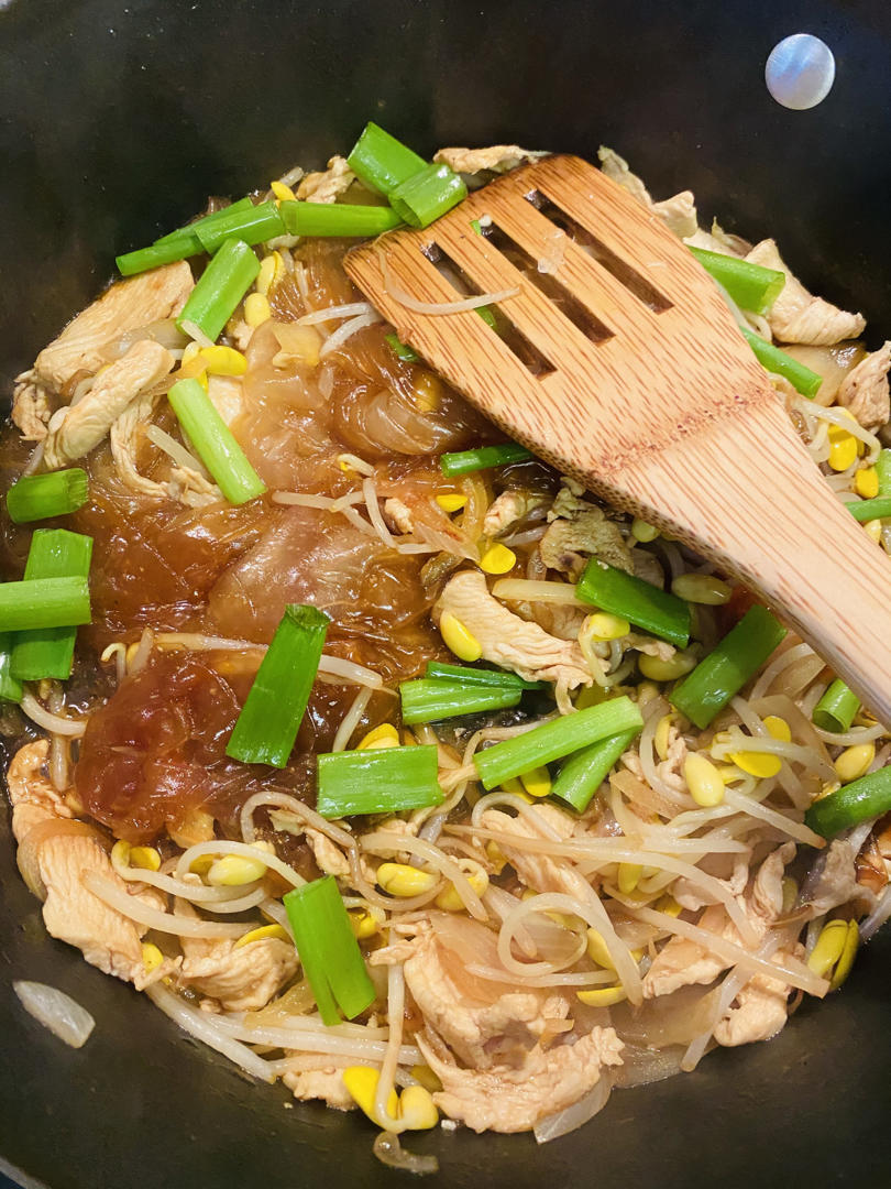 快手泰国鸡肉炒粉Pad Thai