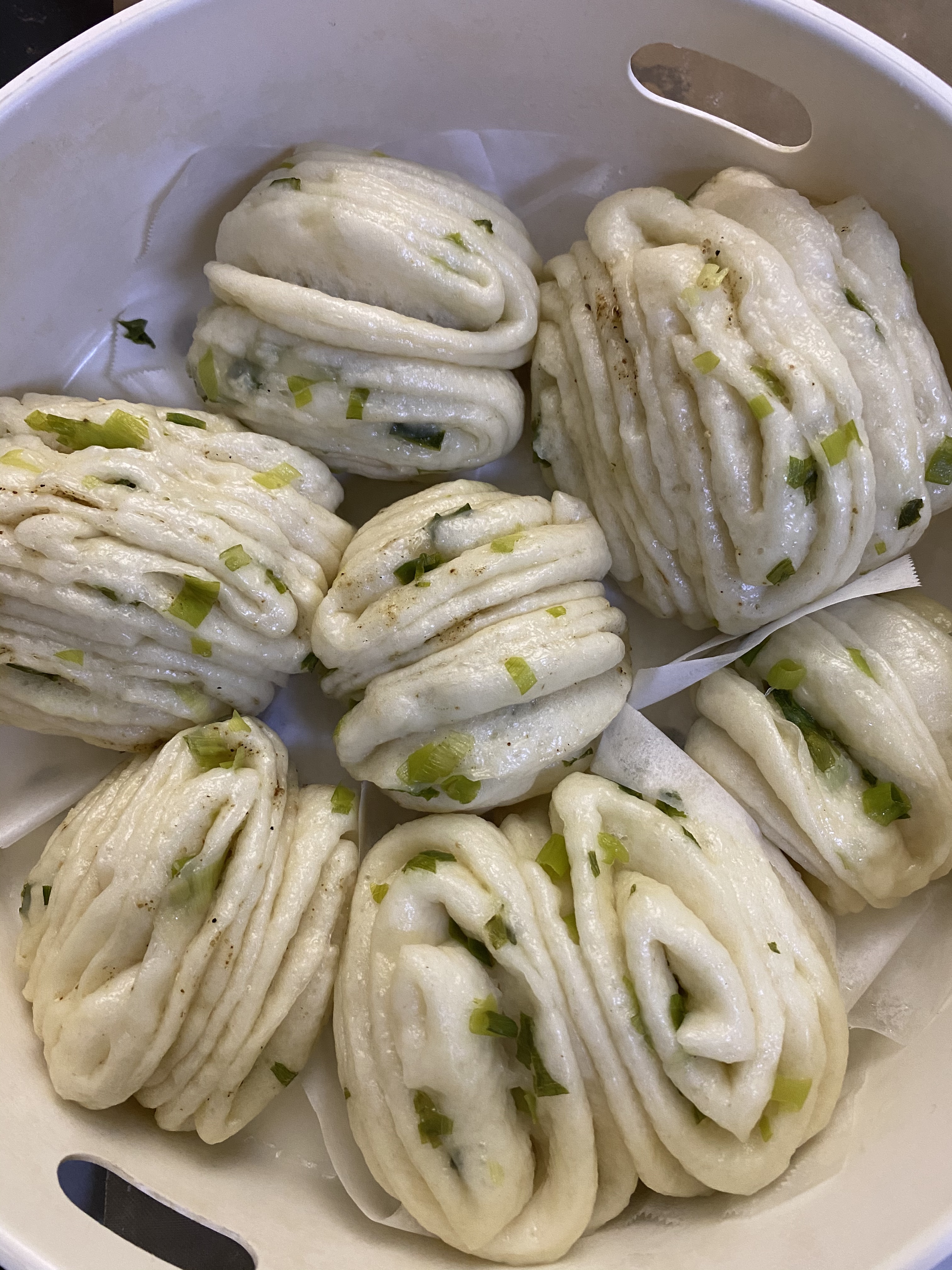 葱香椒盐花卷～一次性发酵的做法