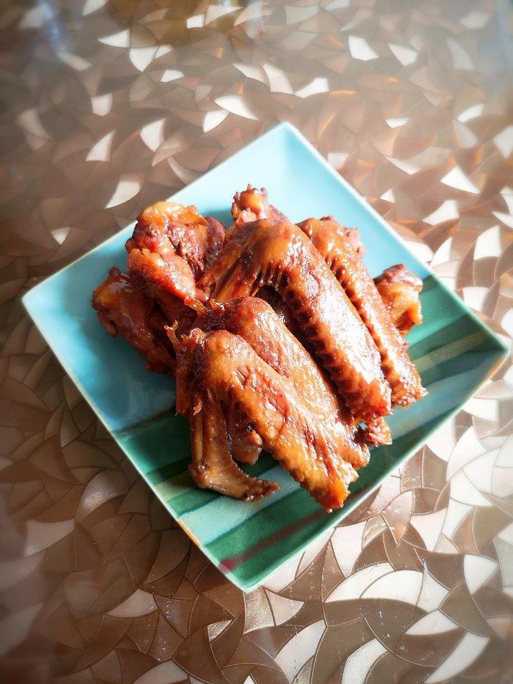 秘制卤水鹅、卤水鸡翅