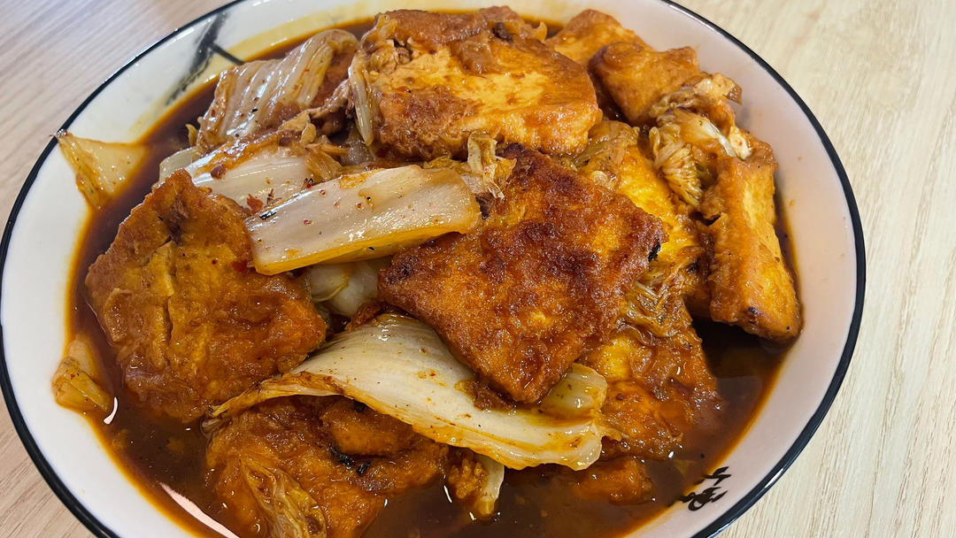 这个天气不来一锅热乎乎的白菜豆腐煲吗‼️