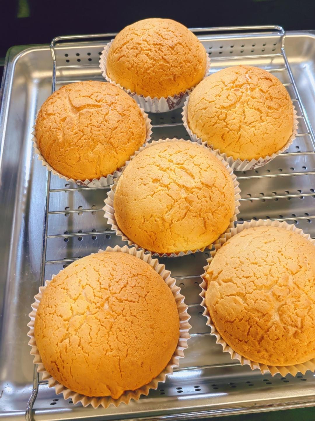 菠萝包