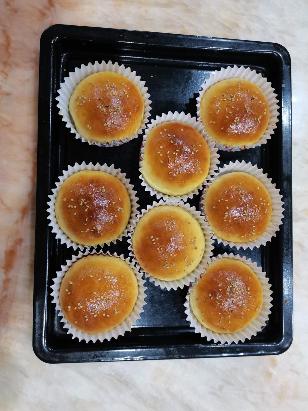 超满足超软肉松小面包