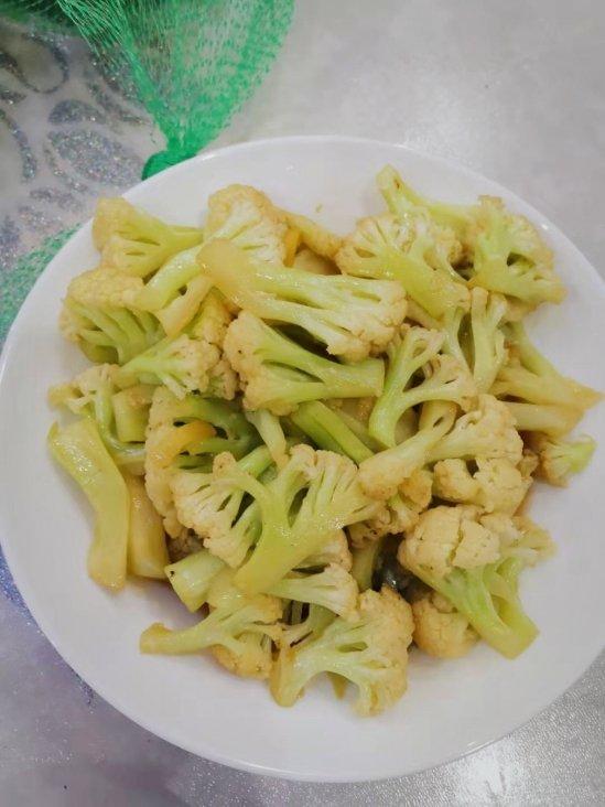 清炒花菜