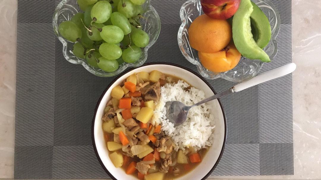 咖喱鸡肉饭