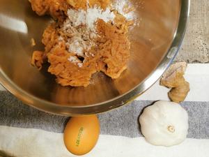 金针菇的完美做法-泡椒鸡粒金针菇的做法 步骤2