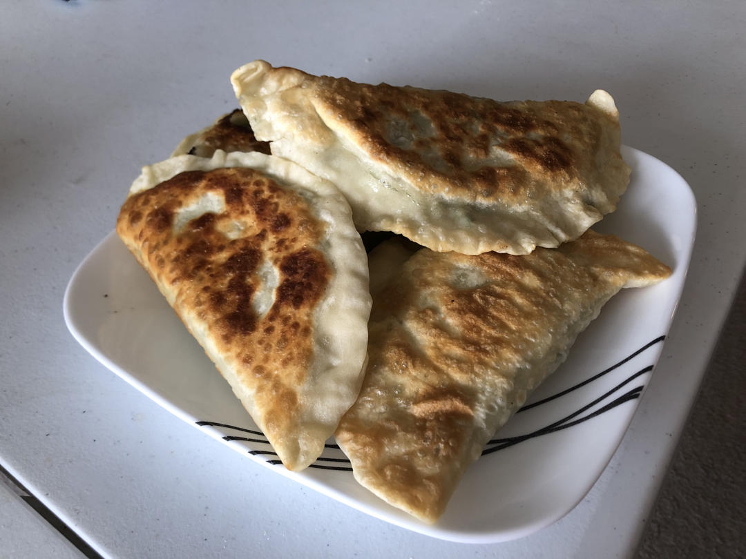 韭菜盒子 Chinese Leek and Egg Pasty