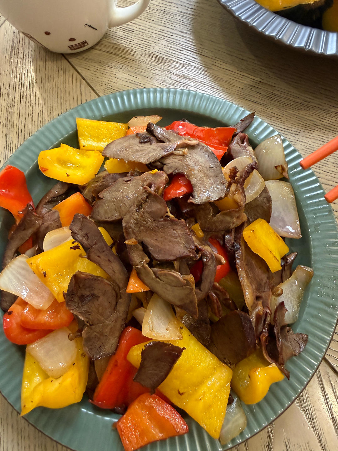 下饭菜｜青椒炒护心肉