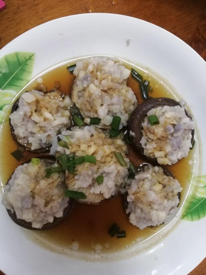 摇篮里的宝宝(香菇蒸肉丸)