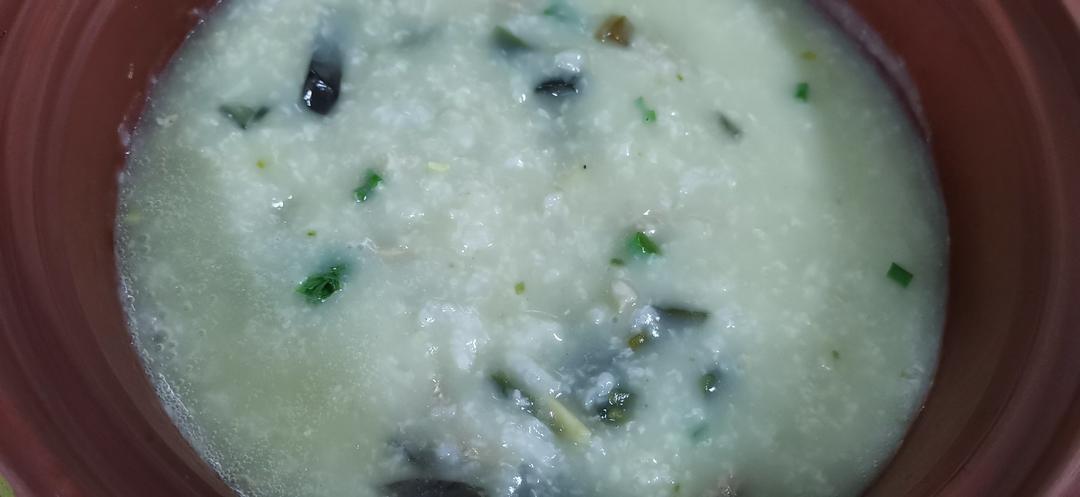 十五分钟快手之香滑皮蛋瘦肉粥(附五分钟电饭煲电压力锅更快捷方法)