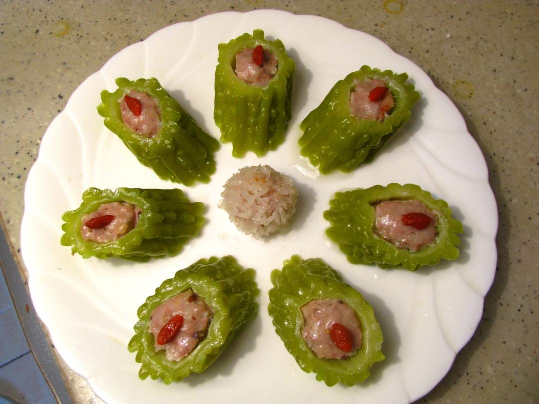 香菇肉末酿苦瓜
