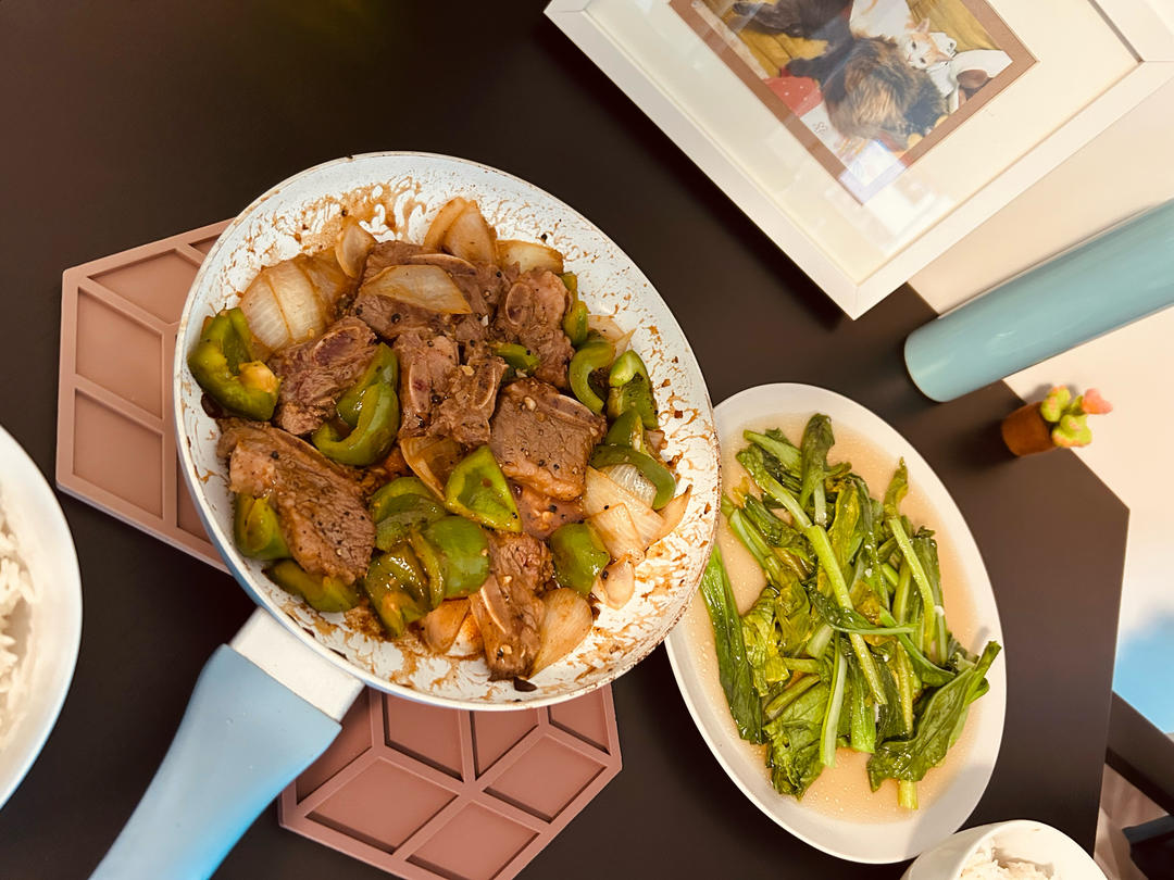 黑椒牛仔骨