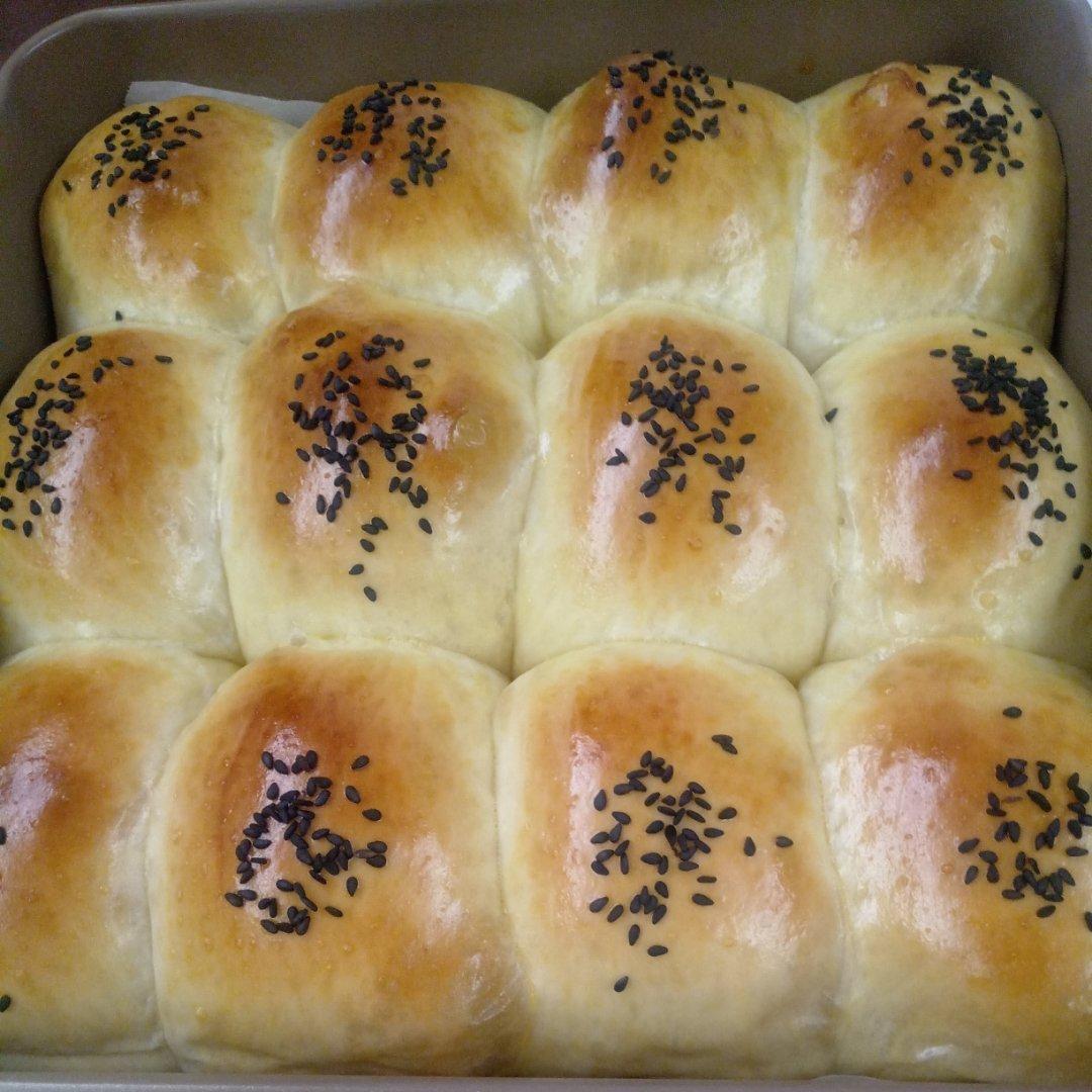 蜂蜜牛奶小餐包（一次发酵超级柔软拉丝）