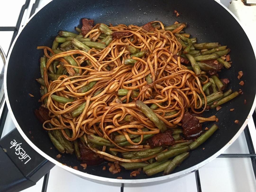 豆角焖面