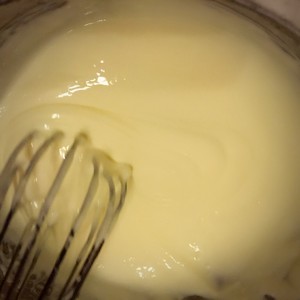 完美轻乳酪芝士蛋糕（不开裂、不回缩、不收腰、入口即融）的做法 步骤3