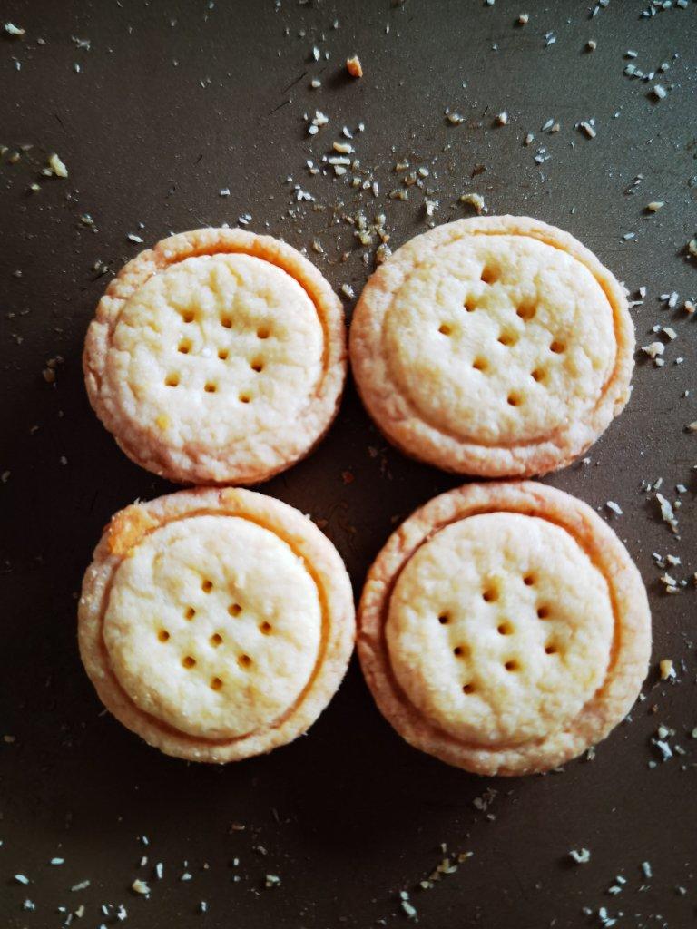 纽扣黄油饼干