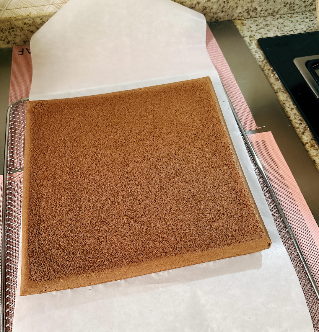 【简简厨房】巧克力梦龙卷，巧克力脆皮淋面