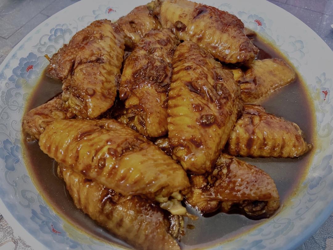 厨师长教你：“可乐鸡翅”的家常做法，味道鲜嫩可口，先收藏起来
