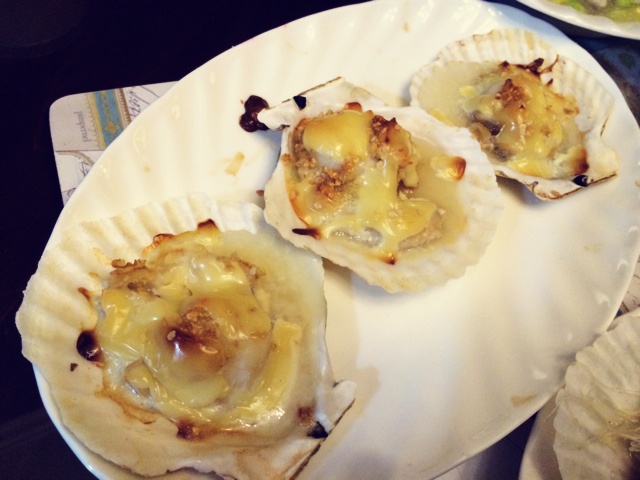 芝士蒜茸焗扇贝